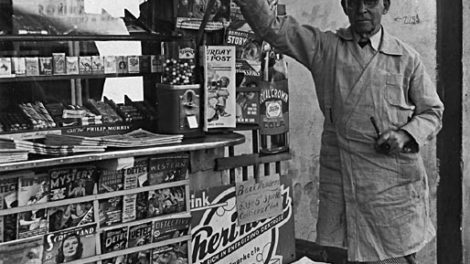 Here’s another view of the Los Angeles newsstand showing the vendor and December 1939 pulps.