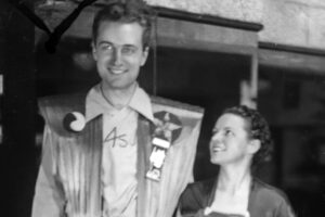 Forrest J Ackerman and Morojo, the first cosplayers, at WorldCon 1939