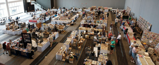 The PulpFest 2016 dealers' room